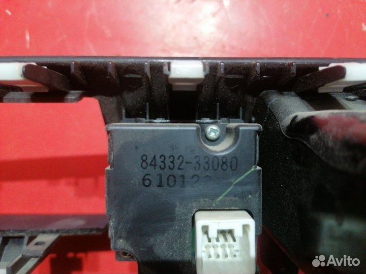 Дефлектор воздушный Toyota Camry XV40