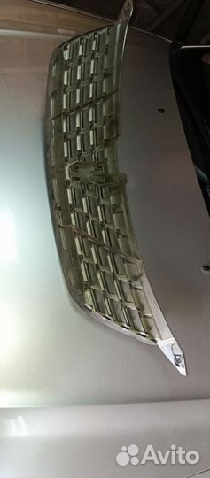 Решетка радиатора Toyota Premio 240