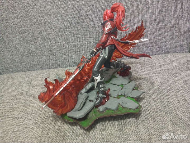 Фигурка делюка из Genshin Impact аниме фигурка