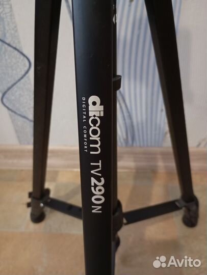 Штатив для фотоаппарата