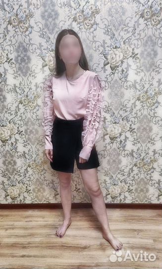 Нарядная блузка и юбка шорты 42-44р