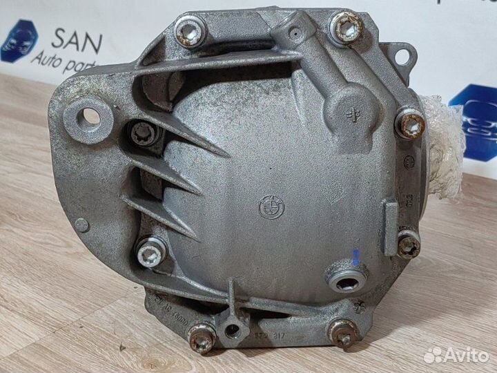 Редуктор задний Bmw 5 F10 N63B44 2011