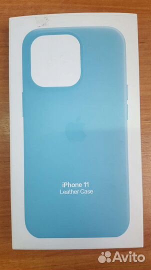 Чехол на iPhone 11