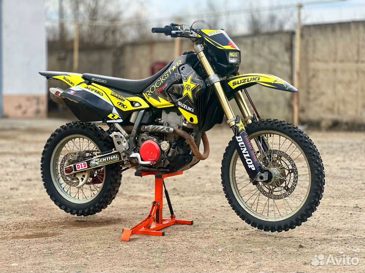 Suzuki DRZ 400
