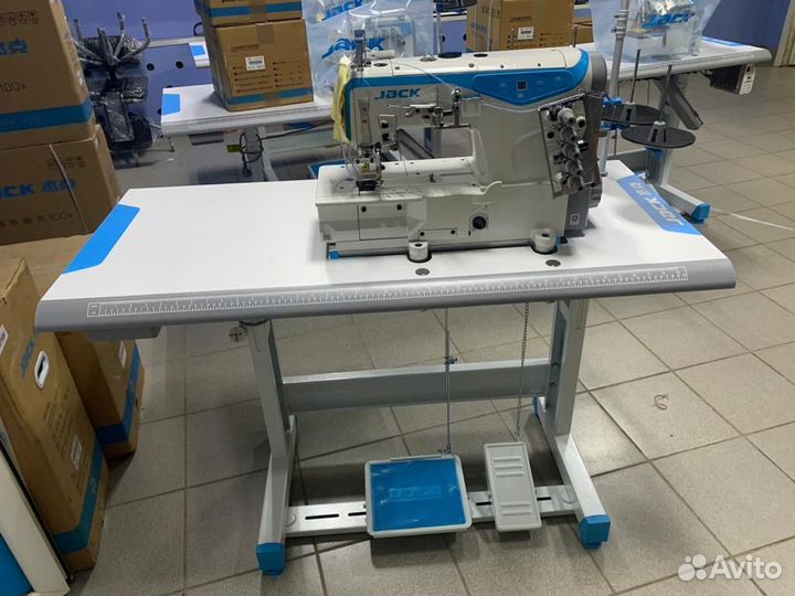 Промышленная швейная машина Jack W4-D-01GB