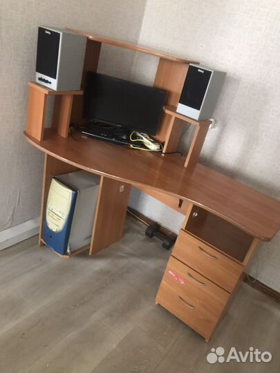 Компьютерный стол бу