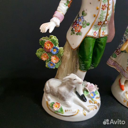 Парные фарфоровые статуэтки Sitzendorf (Зитцендорф