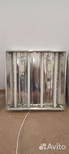 Светильник потолочный