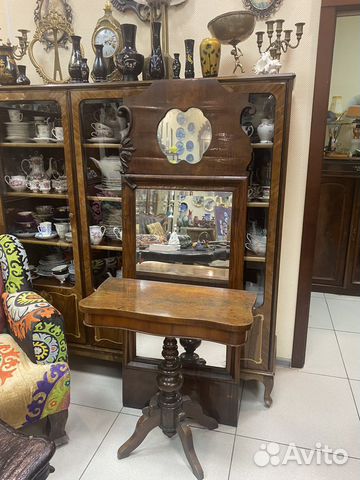 Зеркало старинное