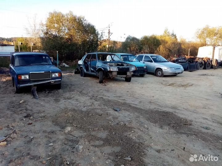 ВАЗ 2112 1.5 МТ, 2002, 300 000 км