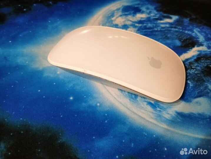 Моноблок Apple iMac 21.5 Mid 2011
