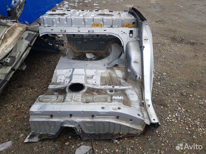 Крыло заднее левое Toyota Corolla