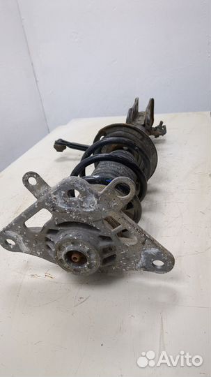 Амортизатор подвески левый задний Jeep Compass 2017