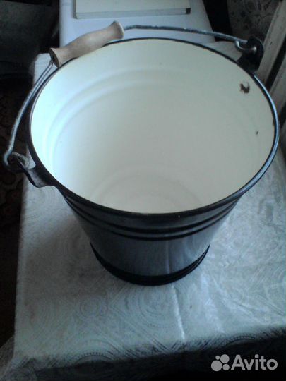 Ведро с крышкой эмалированное, капроновое СССР
