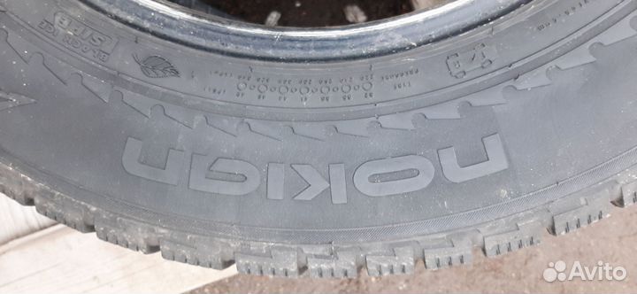 Nokian Tyres Hakkapeliitta R 235/65 R17 108R