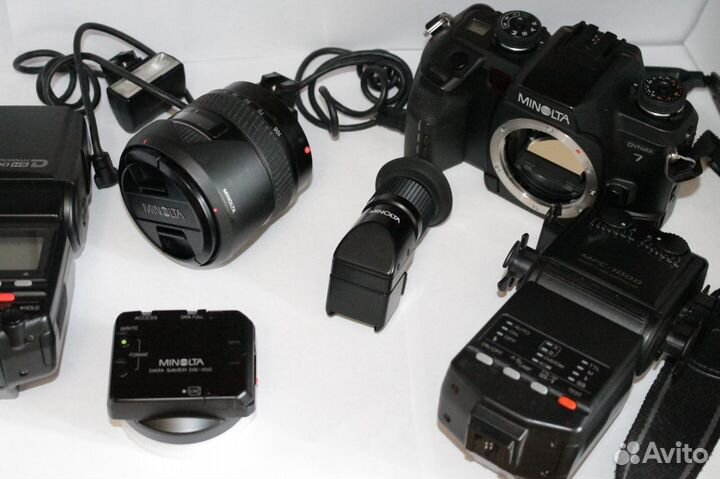 Пленочный зеркальный фотоаппарат Minolta Dynax 7