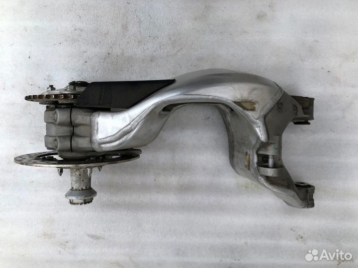 Ducati 848 маятник