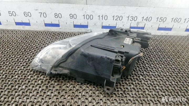 Фара правая Audi Q7