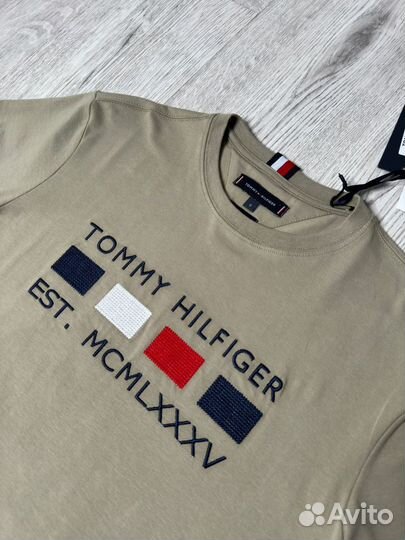 Tommy hilfiger футболка