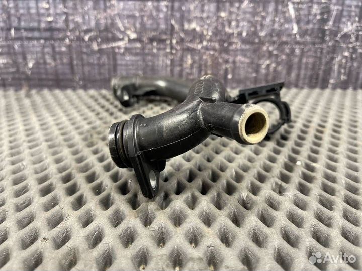 Трубка охлаждения Volkswagen Passat Variant B6