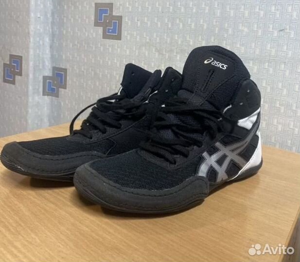 Борцовки asics