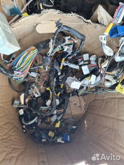 Проводка салона Toyota Corolla E150 1.6 1ZR-FE