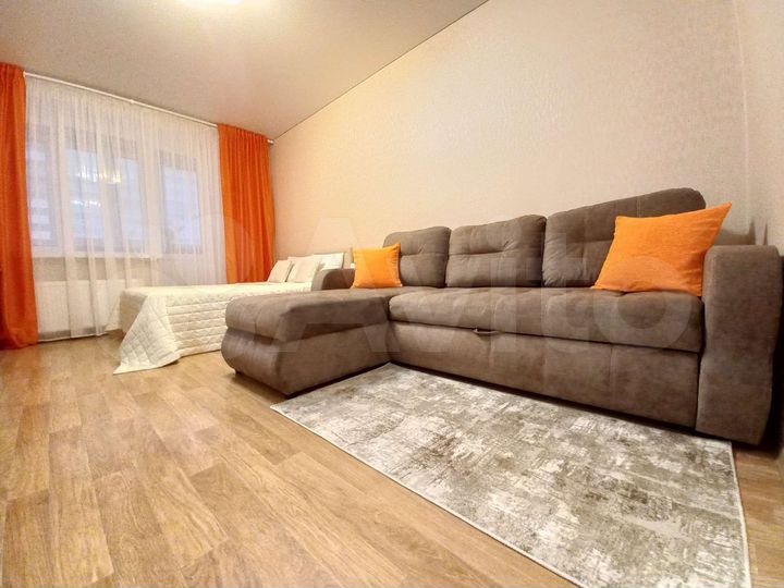 3-к. квартира, 90 м², 4/14 эт.