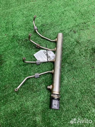 Топливная рейка Bmw 520 F10 N20B20B 2012