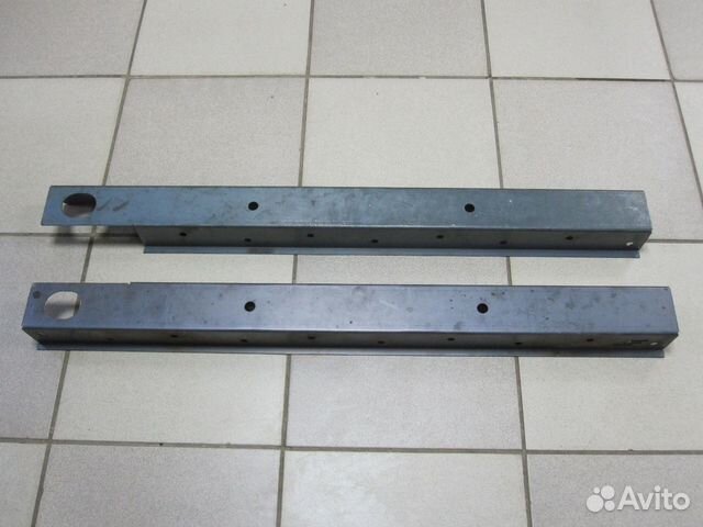 Усилители лонжеронов пола в месте раздатки Нива