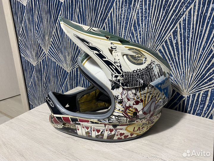 Шлем the piot five