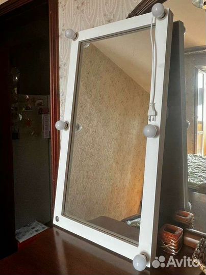 Зеркало с подсветкой