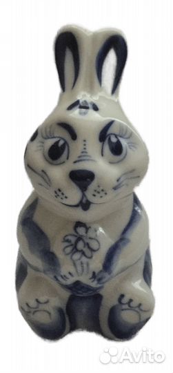 Зайчик с цветком - гжель