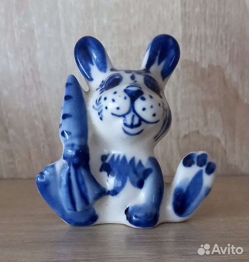 Фарфоровые фигурки