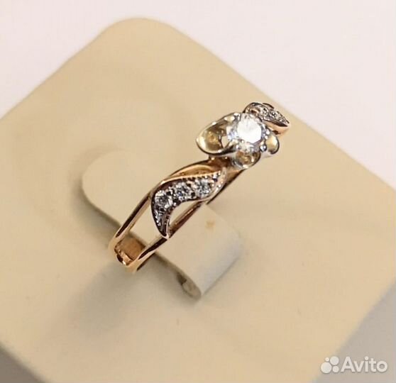 Золотое кольцо с бриллиантами 0,24 ct