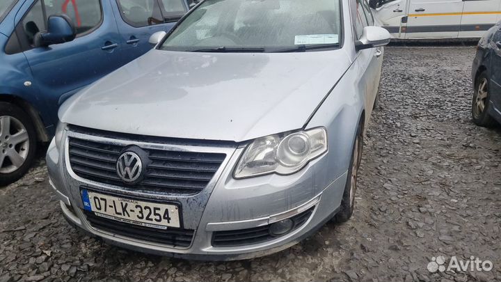 Блок предохранителей Volkswagen Passat 6 (2005-201