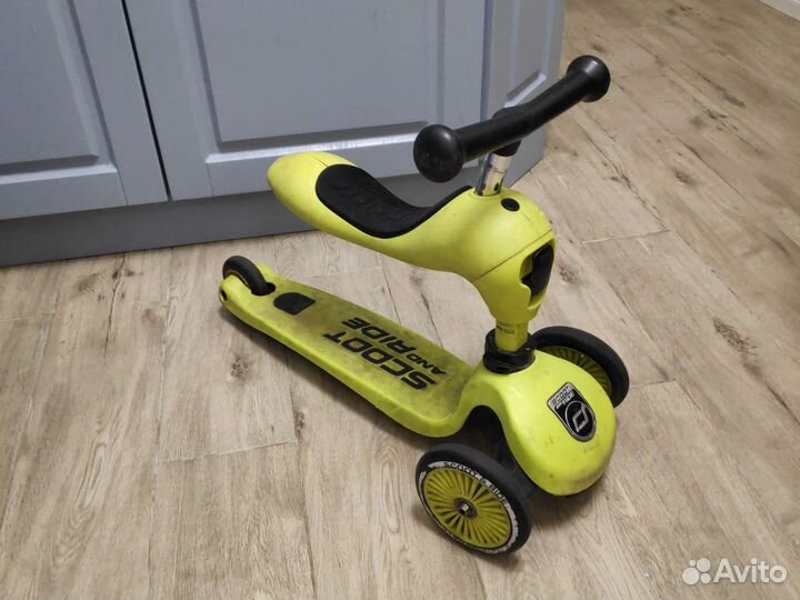 Самокат Scoot and ride