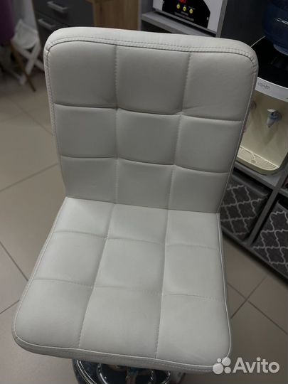 Стул высокий барный со спинкой