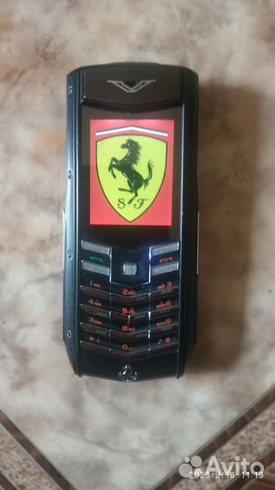Телефон Vertu