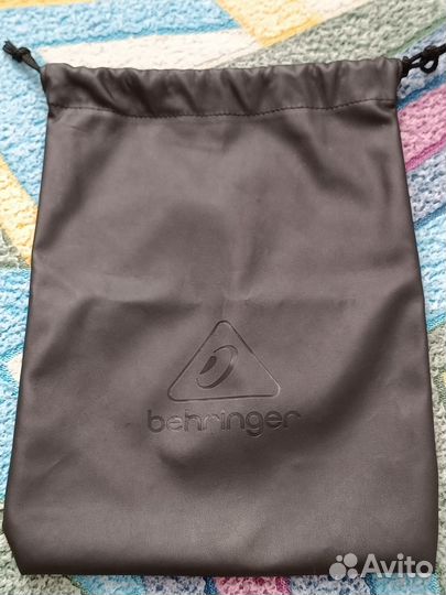 Наушники Behringer