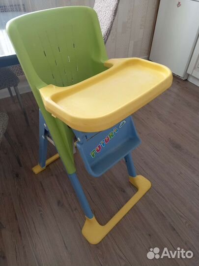 Детский стул для кормления