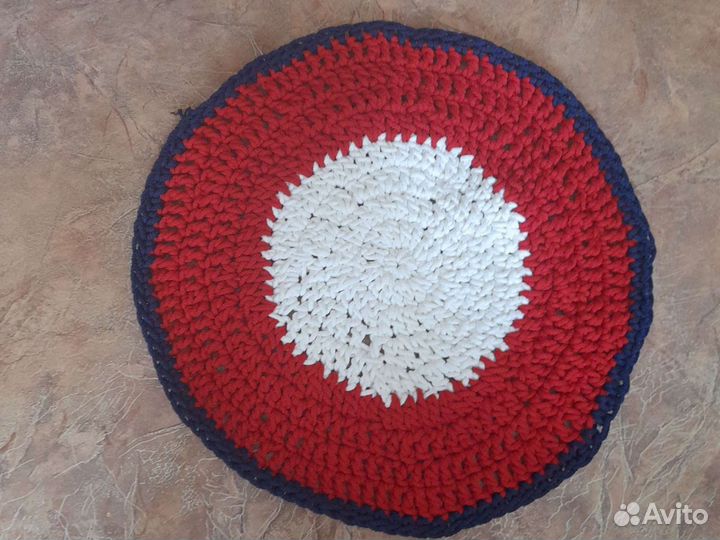 Коврик плетёный