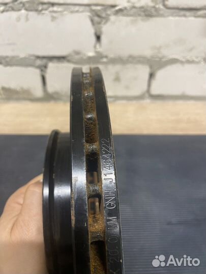 Диск тормозной Kia Rio 2 передний TRW