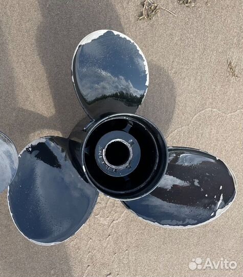 Гребной винт mercury Black Max 3x15x17