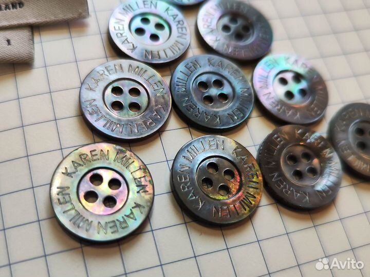 Перламутровые пуговицы Karen millen