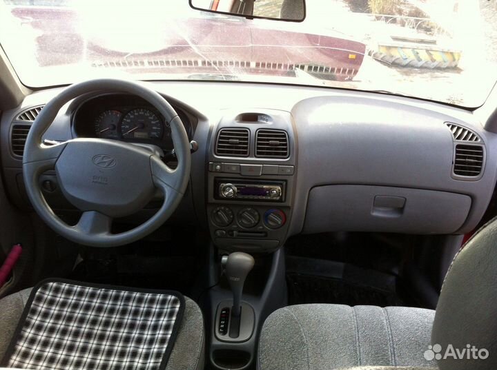 Hyundai accent на разбор