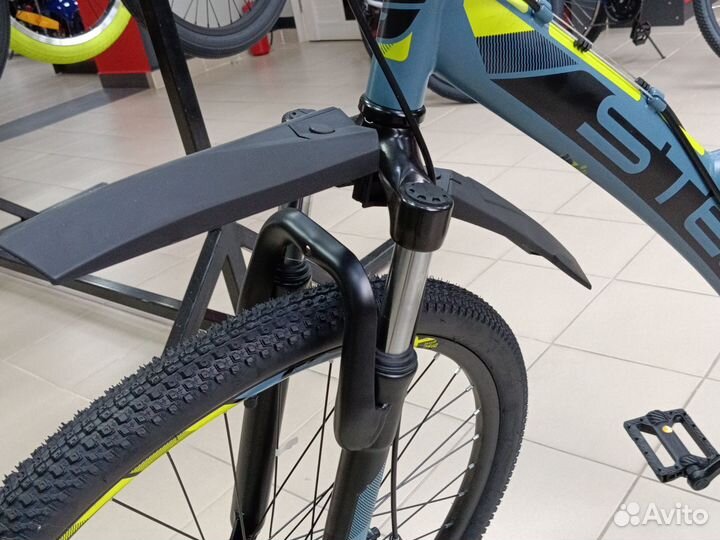 Велосипед 27,5 Stels Focus MD серый желтый