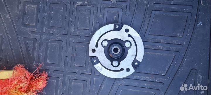 Компрессор кондиционера VAG Skoda Octavia A7