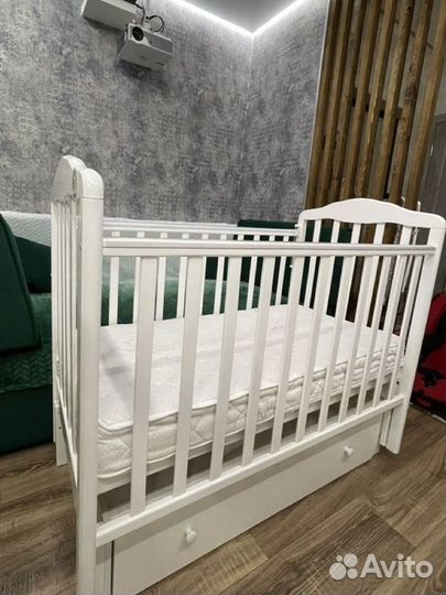 Кровать для новорожденных бу