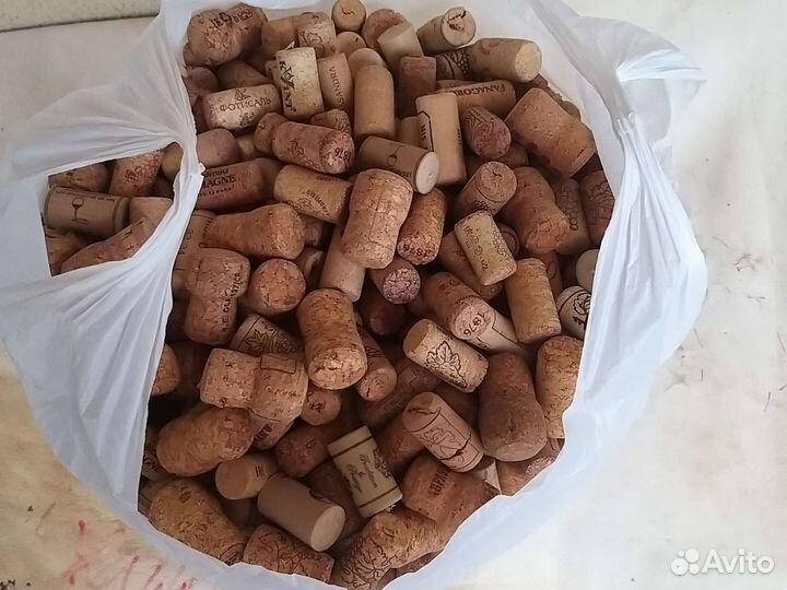 Пробки от шампанского и вина