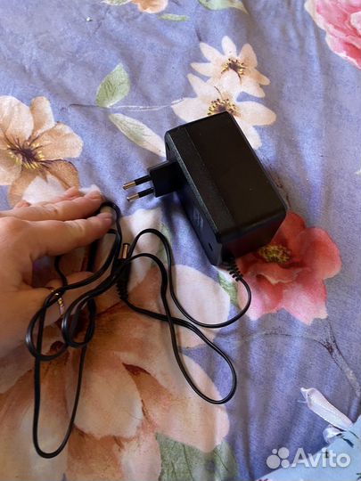 Блок питания Robiton B12-1000 5.5x2,5/12